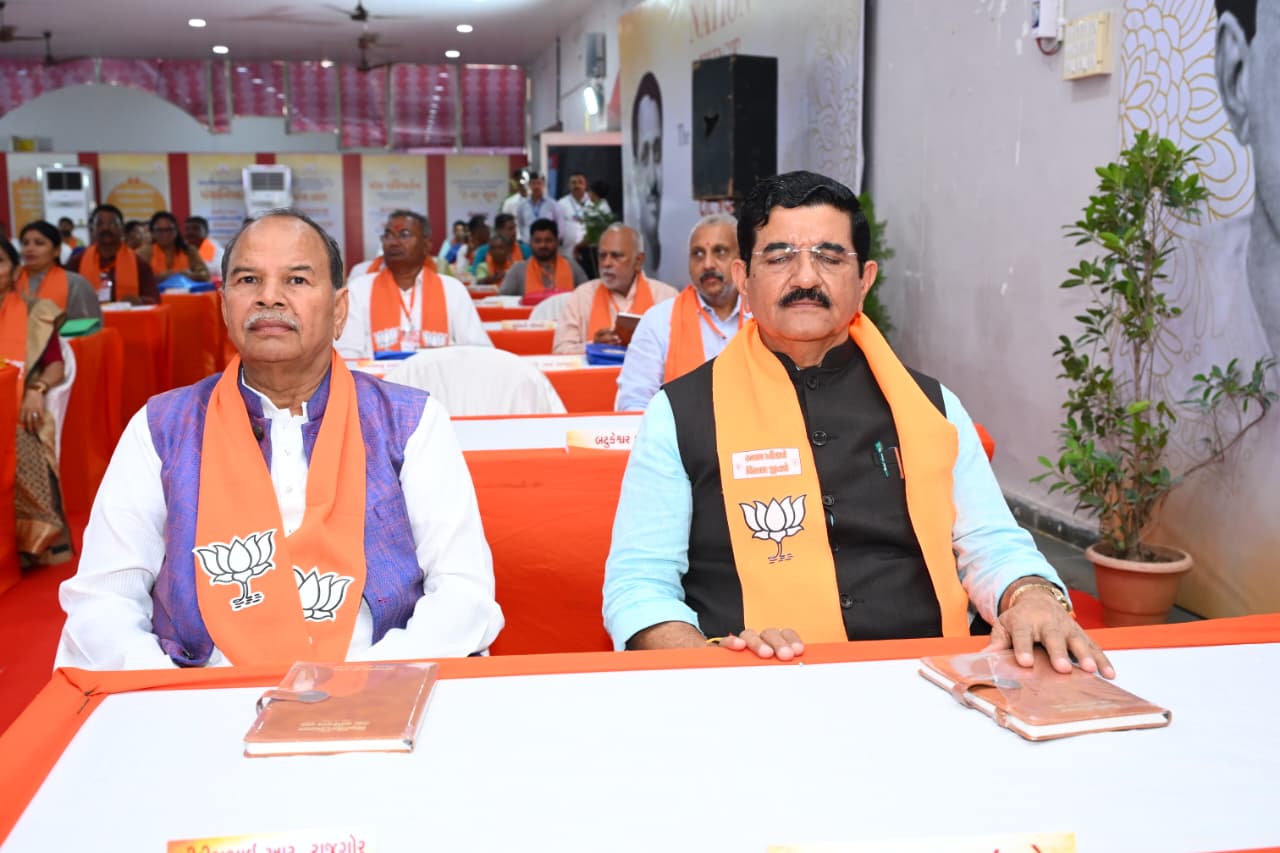 Bharatsinhji Dabhi at a party convention in Gujarat